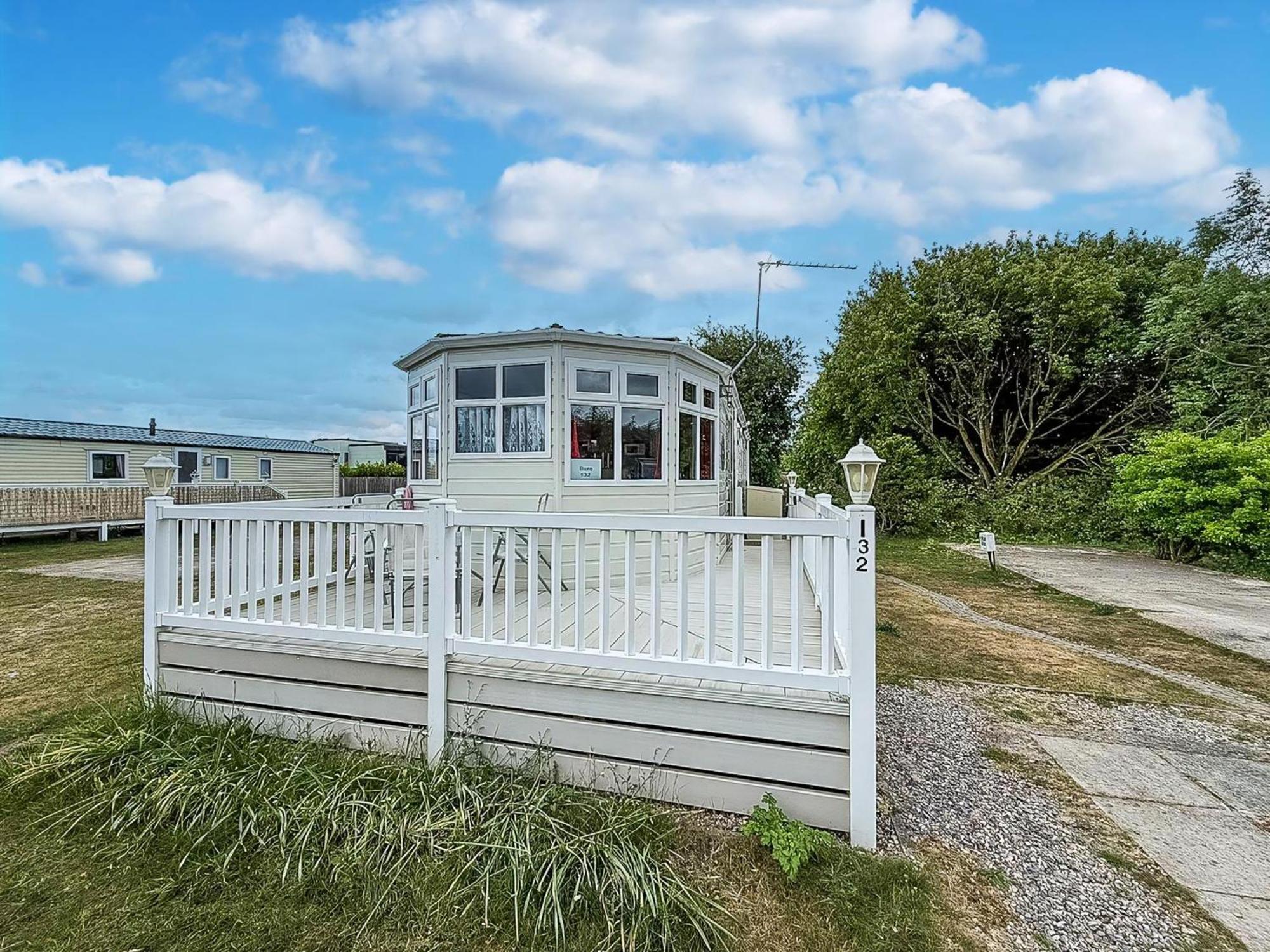 Great Dog Friendly Caravan To Hire With Field Views In Norfolk Ref 10132B Belton with Browston Экстерьер фото
